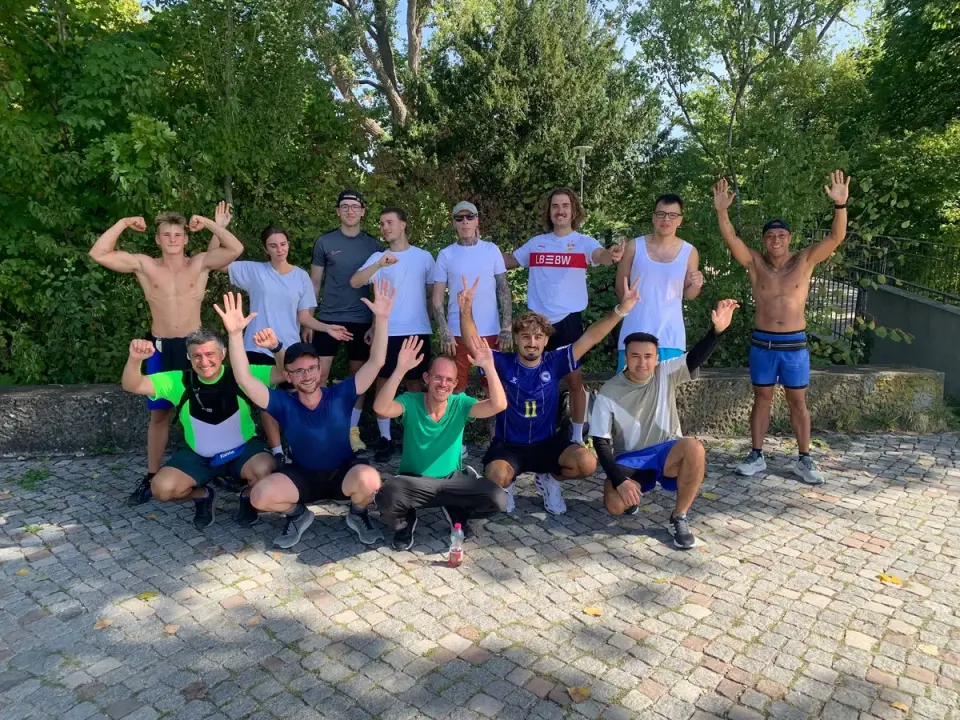 Crew des KABO Runclub nach einem Lauf